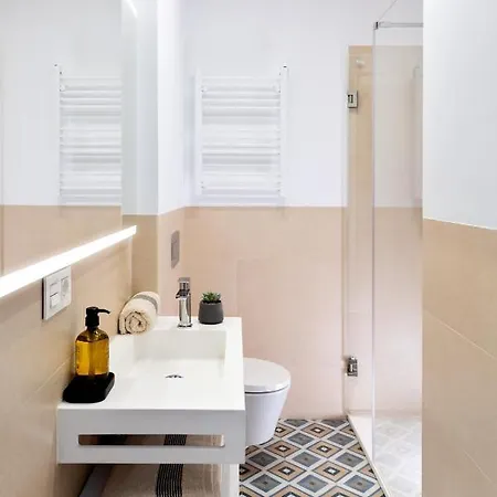 Komodo Puerta Osario Appartement Sevilla